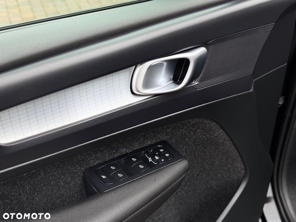 Volvo XC 40 D3 SCR Inscription - 22