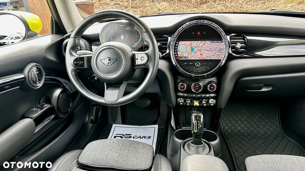 MINI Cooper SE Resolute Edition - 28