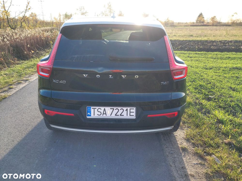 Volvo XC 40 T4 AWD R-Design - 16
