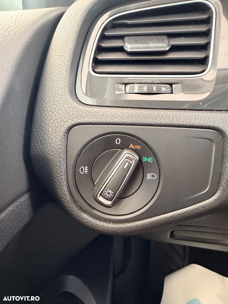 Volkswagen Golf - 29