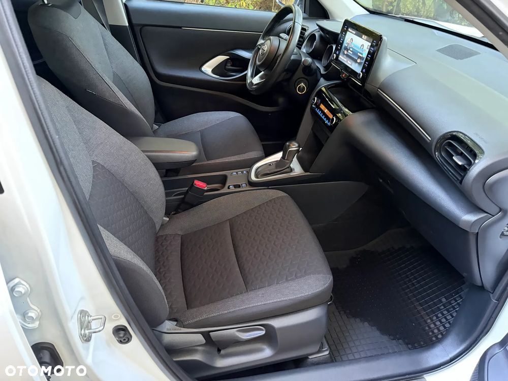 Toyota Yaris Cross Hybrid 1.5 Comfort - 18