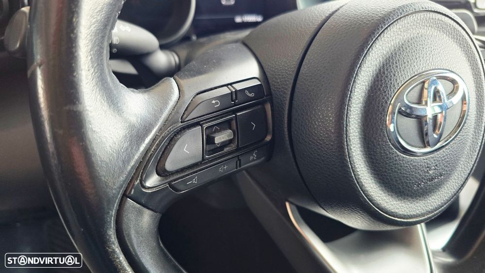Toyota Yaris 1.5 HDF Exclusive - 24