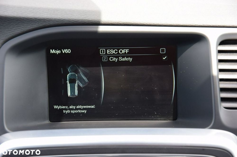 Volvo V60 Cross Country D3 Drive-E Summum - 23