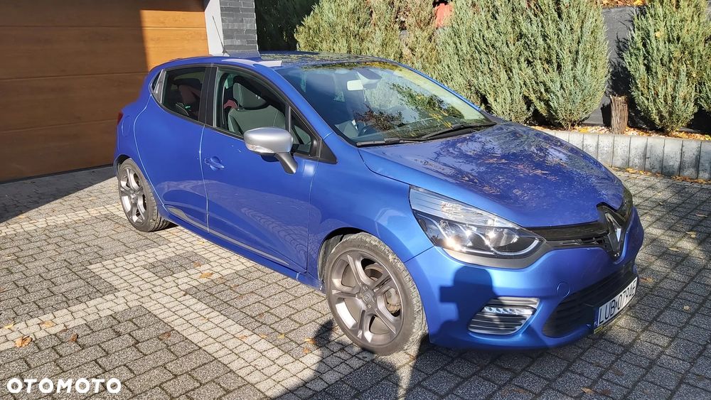 Renault Clio - 2