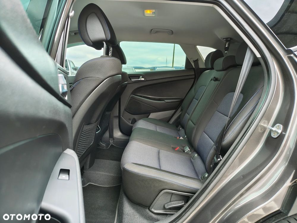 Hyundai Tucson blue 1.6 GDi 2WD Passion - 36