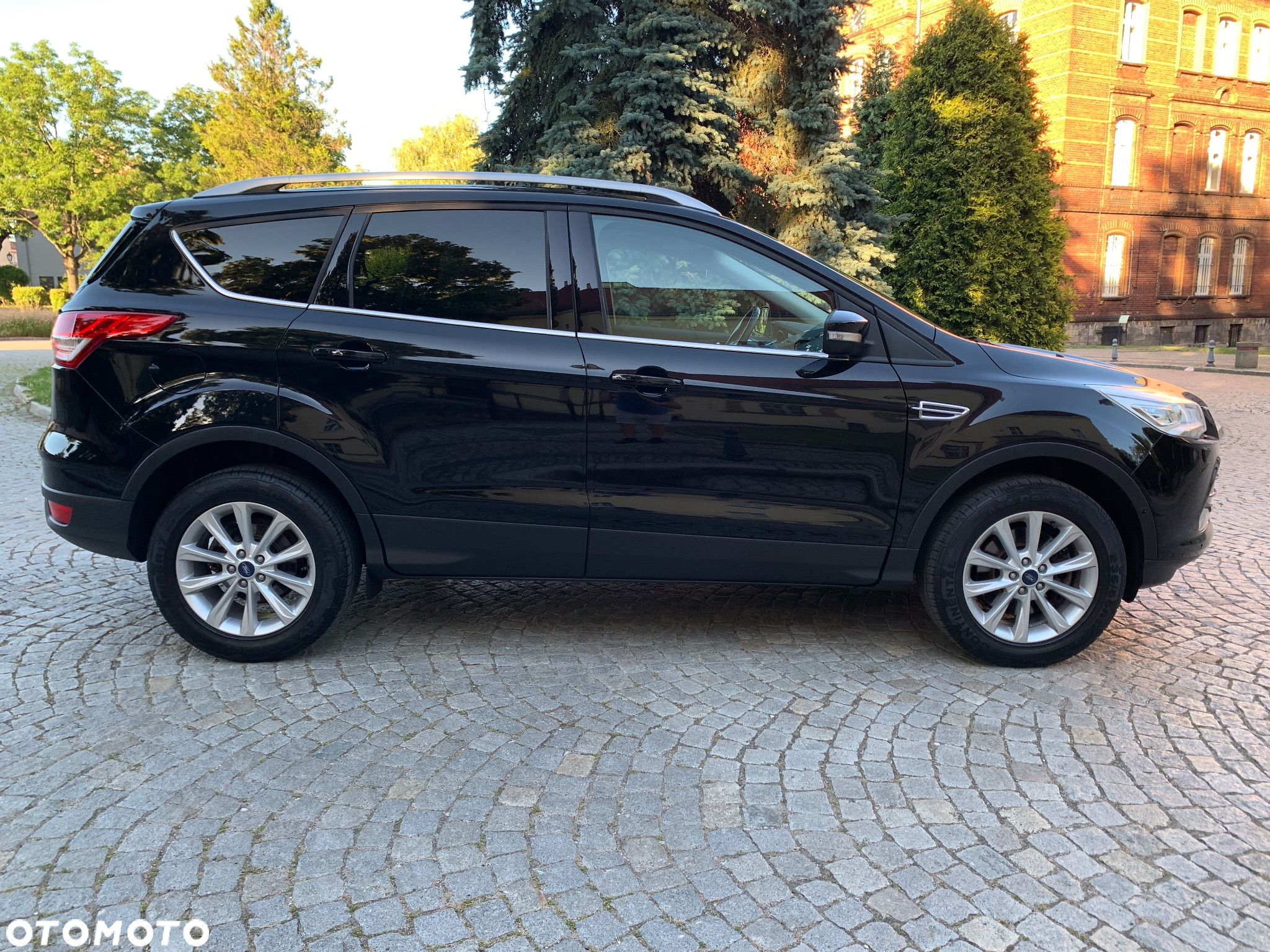 Ford Kuga 2.0 TDCi 4x4 Titanium - 9