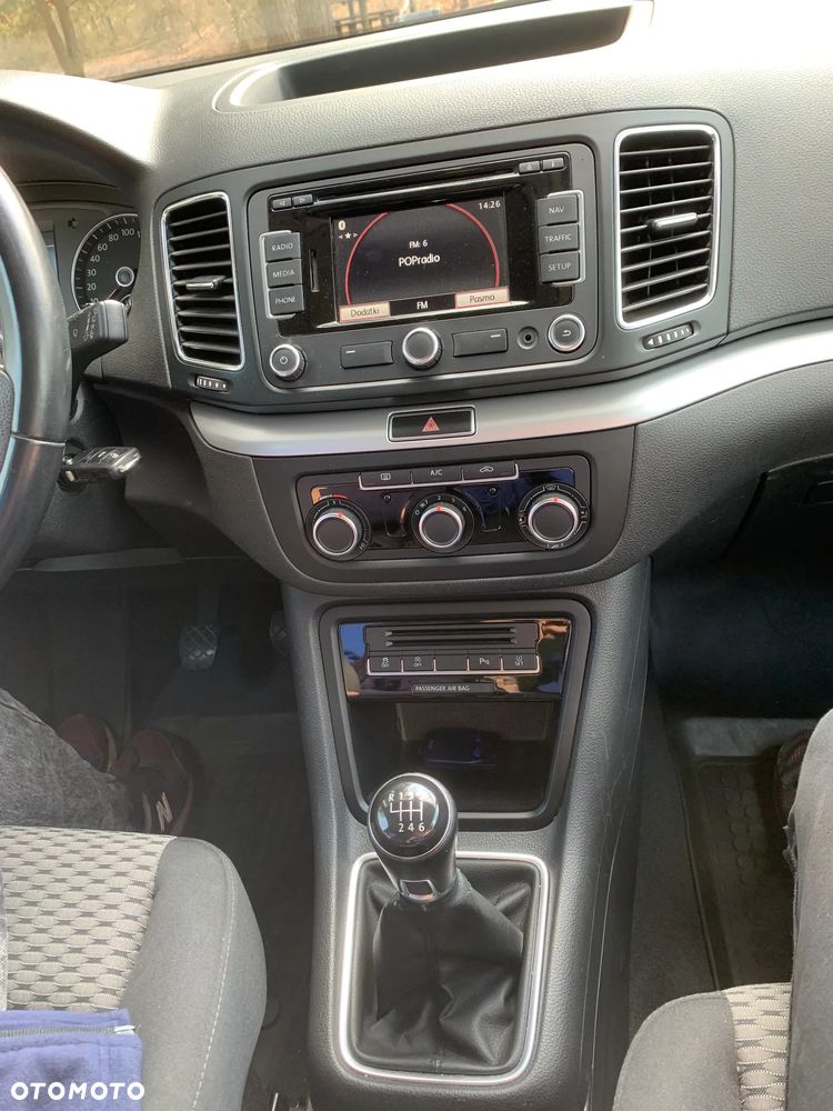 Volkswagen Sharan 2.0 TDI 4Motion BlueMotion Technology Comfortline - 9