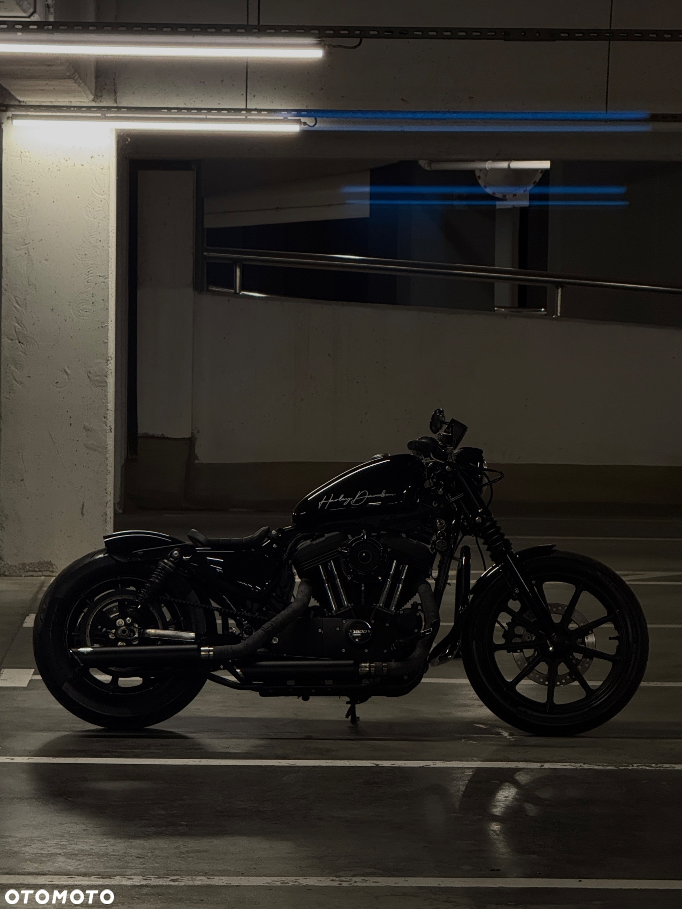 Harley-Davidson Sportster Iron 1200 - 2