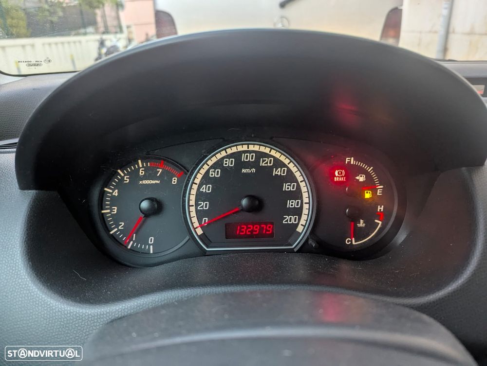 Suzuki Swift 1.3 16V GL - 5