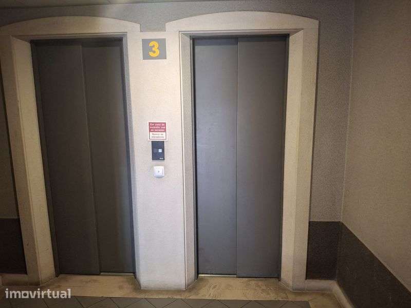 Lugar de garagem à venda – 12 m² | São Vicente, Lisboa - Grande imagem: 4/6
