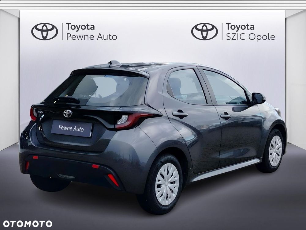 Toyota Yaris - 5