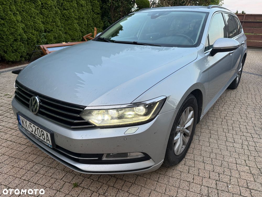 Volkswagen Passat 2.0 TDI SCR DSG Comfortline - 1