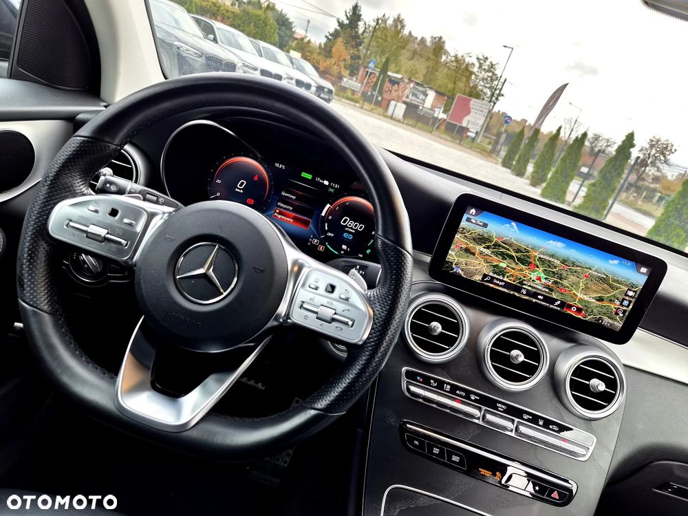 Mercedes-Benz GLC 300 de 4Matic 9G-TRONIC AMG Line - 28