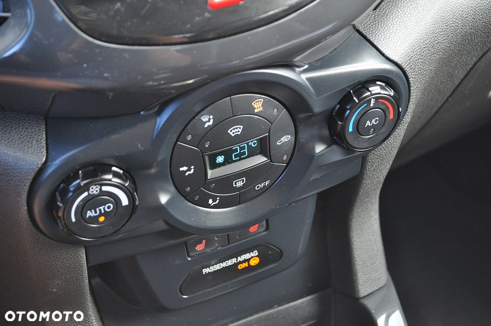 Ford EcoSport 1.0 EcoBoost TITANIUM - 38