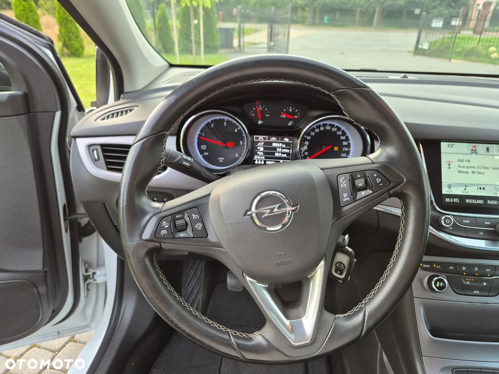 Opel Astra 1.6 D (CDTI) Dynamic - 37