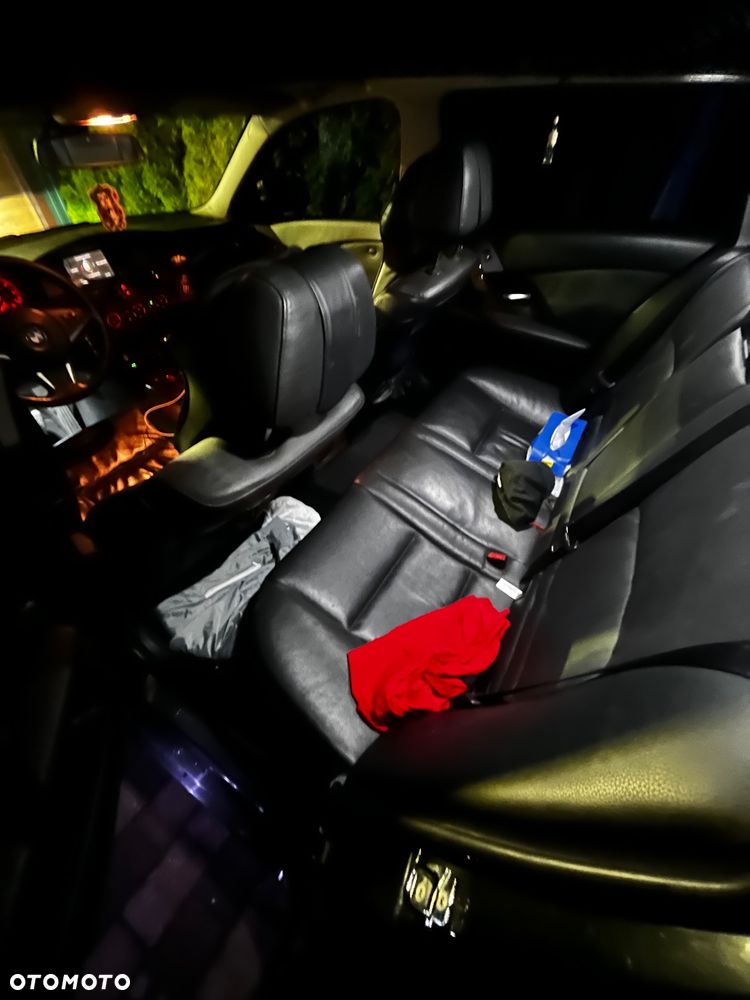 BMW Seria 5 ver-525i - 16