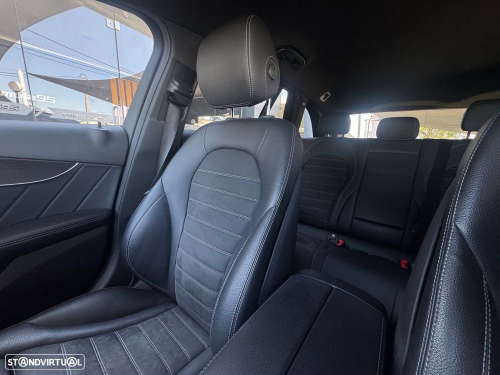 Mercedes-Benz C 300 de AMG Line - 12