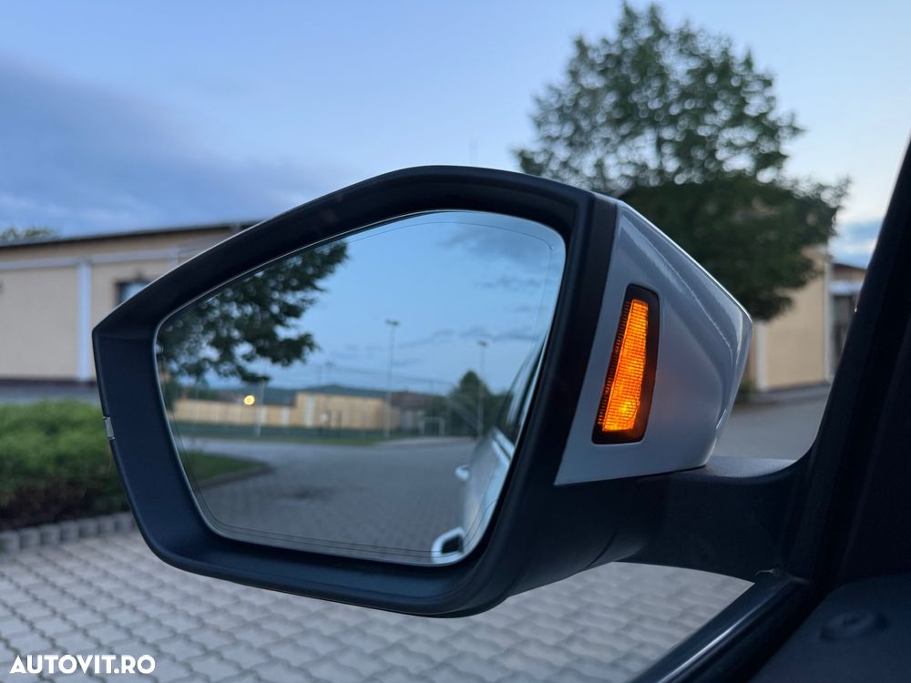 Skoda Octavia 2.0 TDI DSG Edition - 33