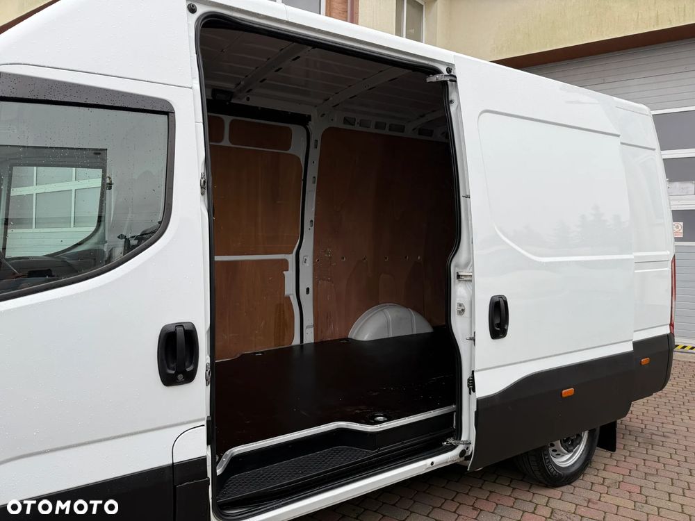Iveco Daily L3H2 HI-MATIC - 11