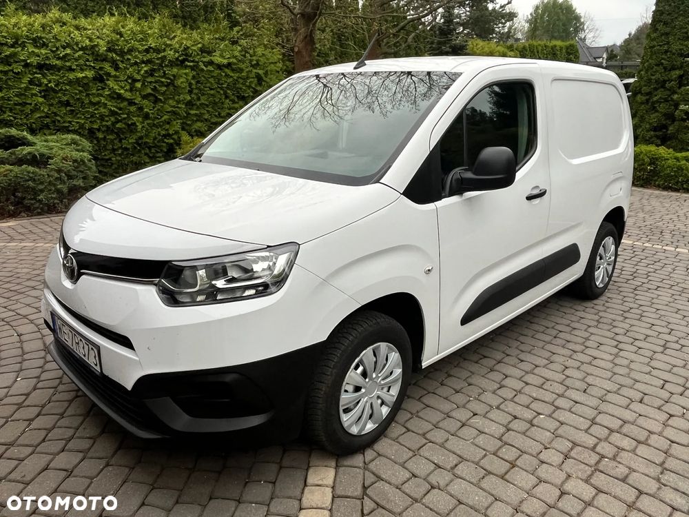 Toyota ProAce Kombi D-4D Medium 2,6t - 2
