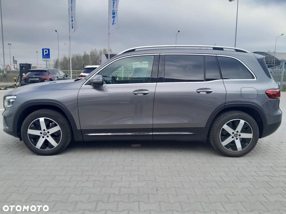 Mercedes-Benz GLB 250 4-Matic Progressive 8G-DCT - 3
