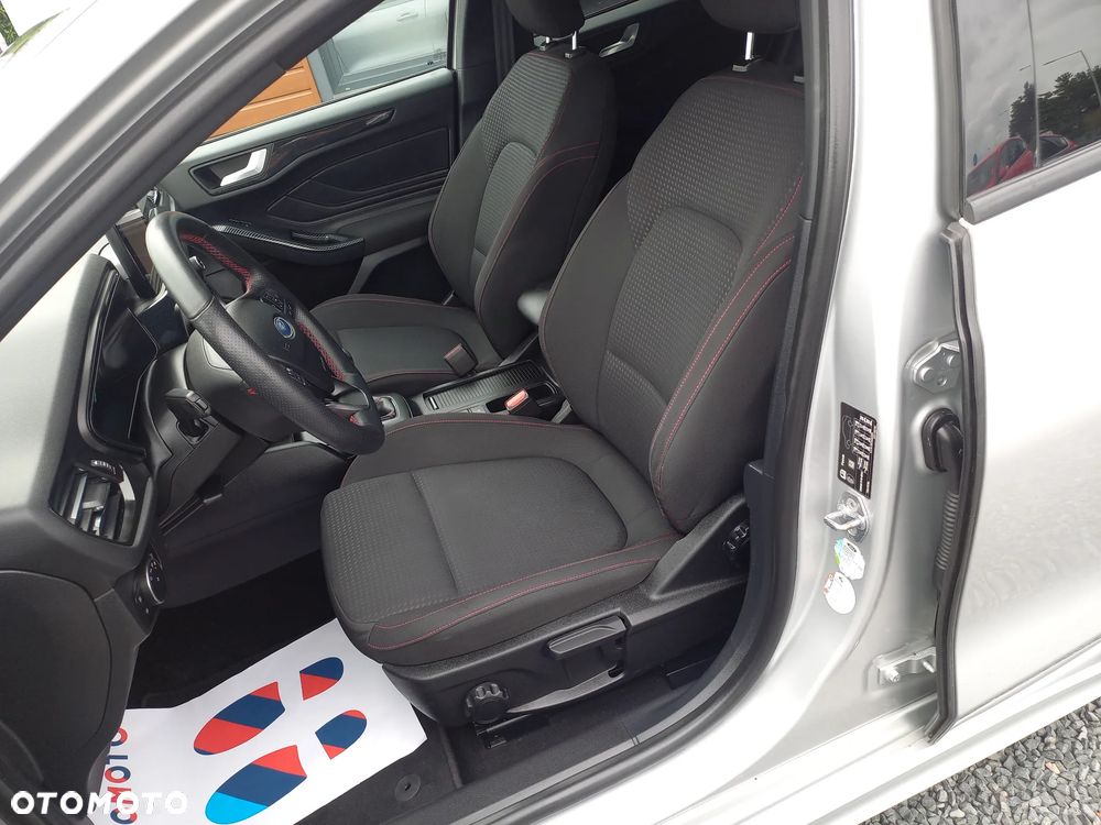 Ford Focus 2.0 EcoBlue STart-Stopp-System ST-LINE - 20