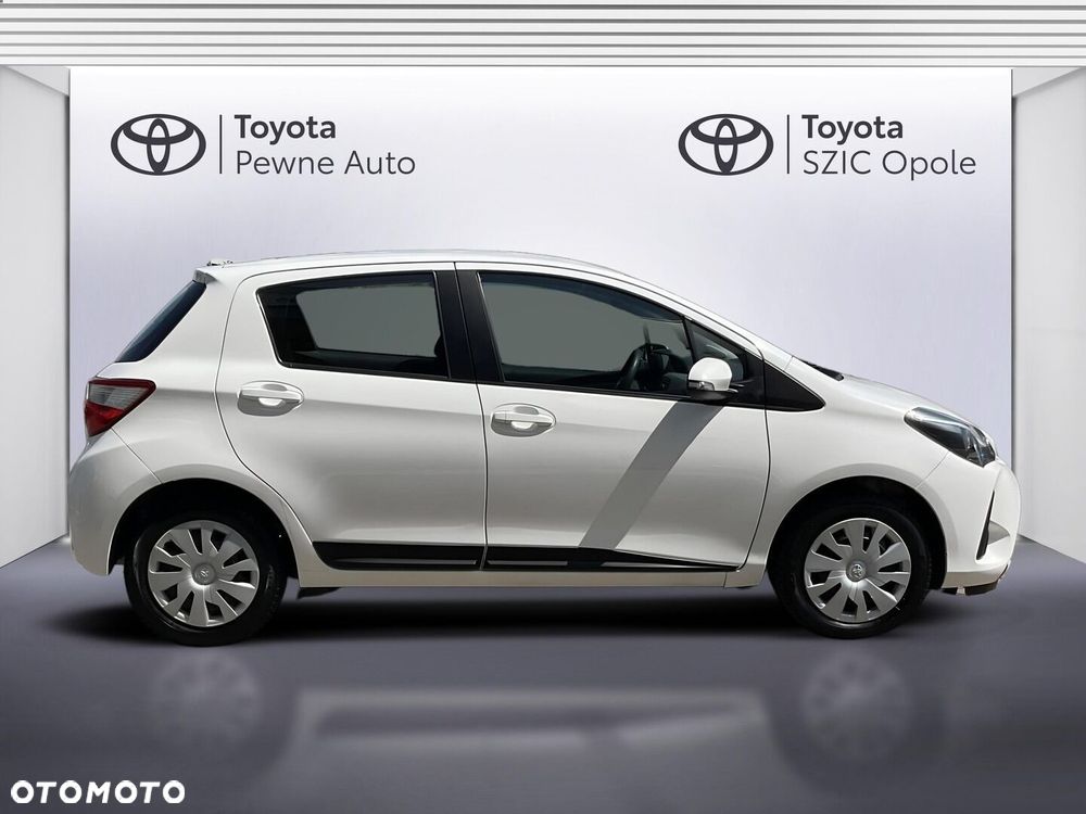 Toyota Yaris - 17
