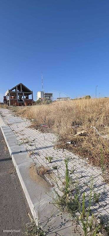 Terreno  para venda - Grande imagem: 2/14
