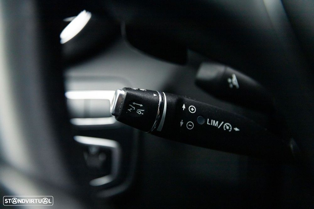 Mercedes-Benz GLC 350 e 4Matic 7G-TRONIC - 35