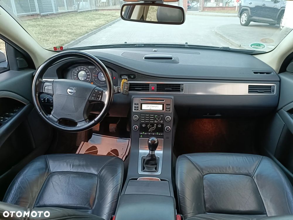 Volvo V70 2.0D Momentum - 16