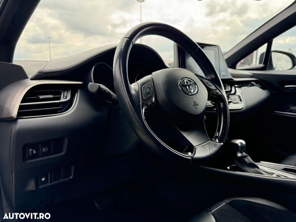 Toyota C-HR Style - 12