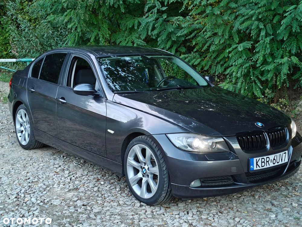 BMW Seria 3 318i - 1