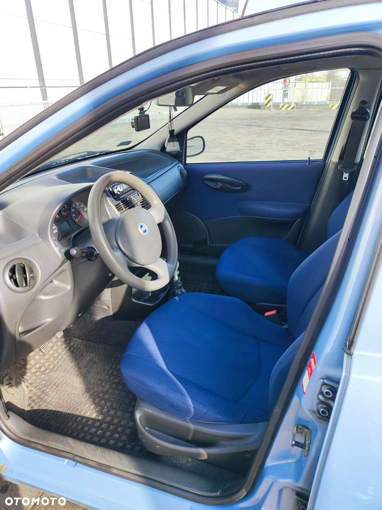 Fiat Punto - 8