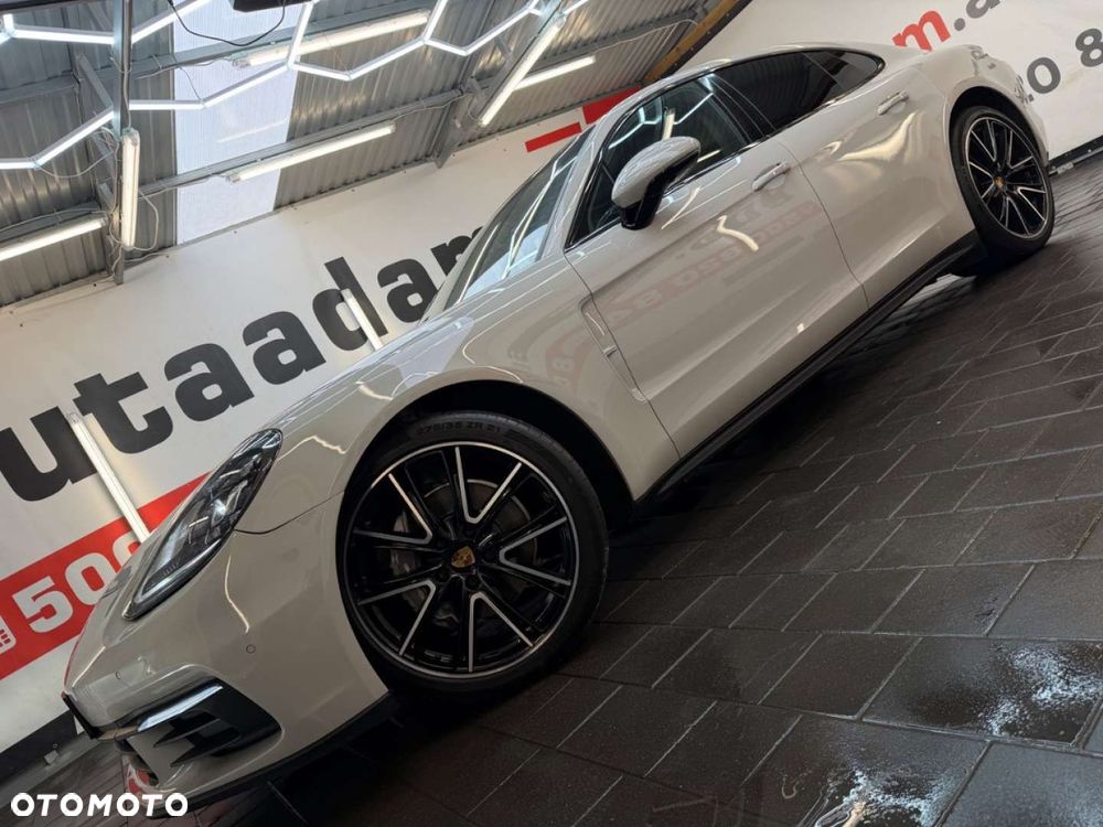 Porsche Panamera - 11
