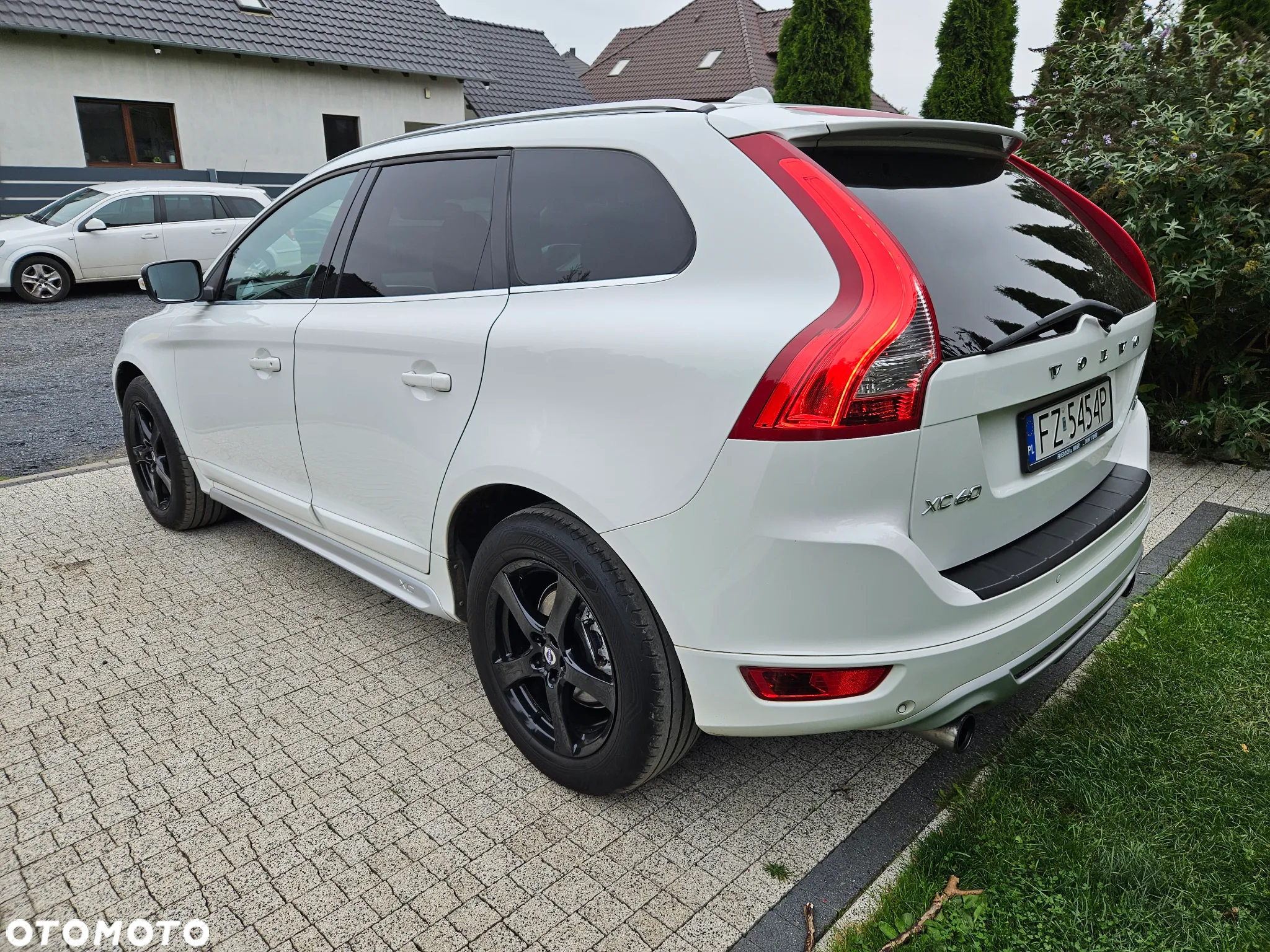 Volvo XC 60 B4 D Geartronic RDesign - 8