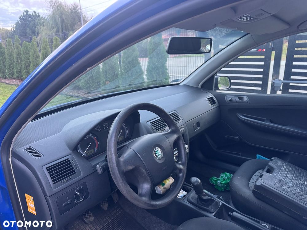 Skoda Fabia - 5