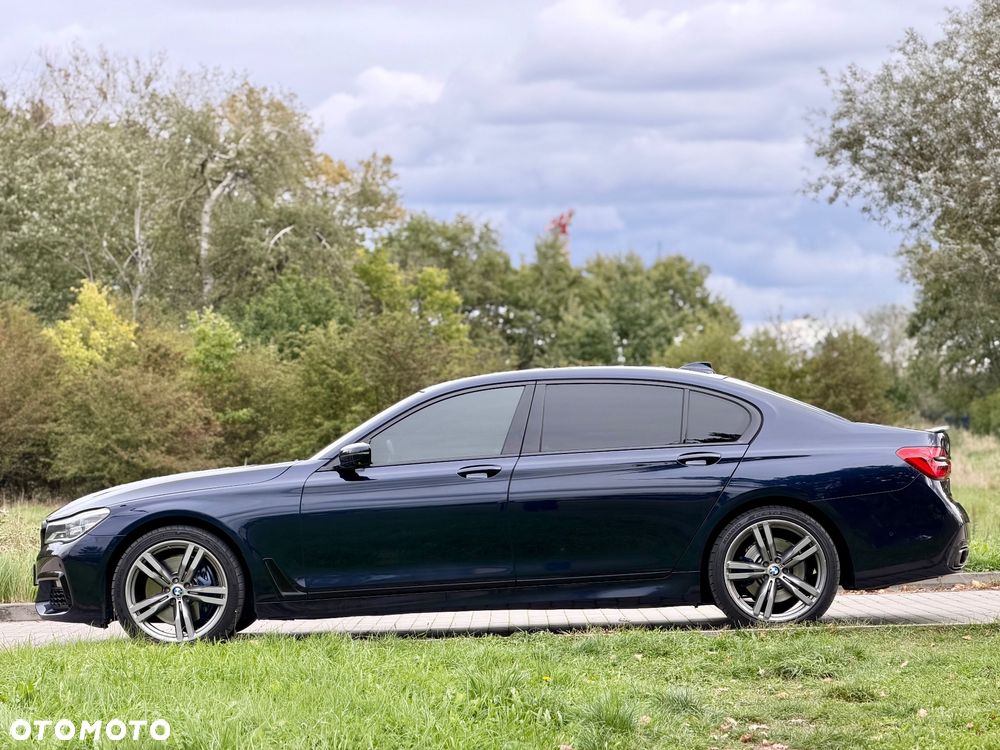 BMW Seria 7 750Li xDrive - 5