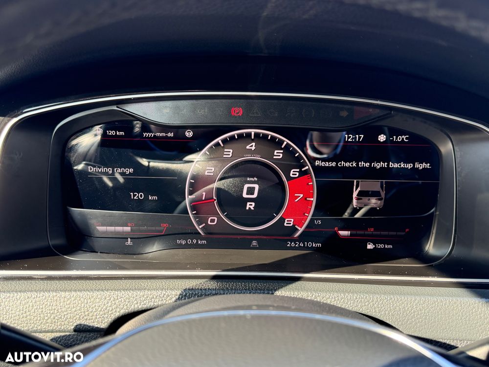 Volkswagen Golf 1.6 TDI DPF DSG MATCH - 8