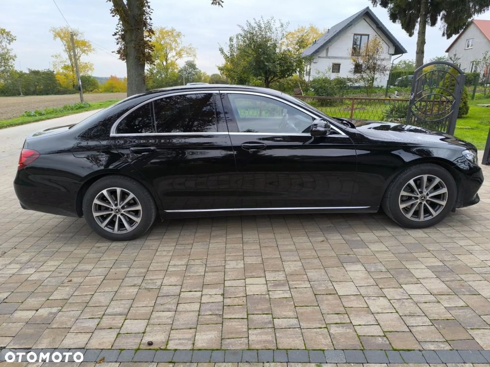 Mercedes-Benz Klasa E 200 d Business Edition 9G-TRONIC - 32