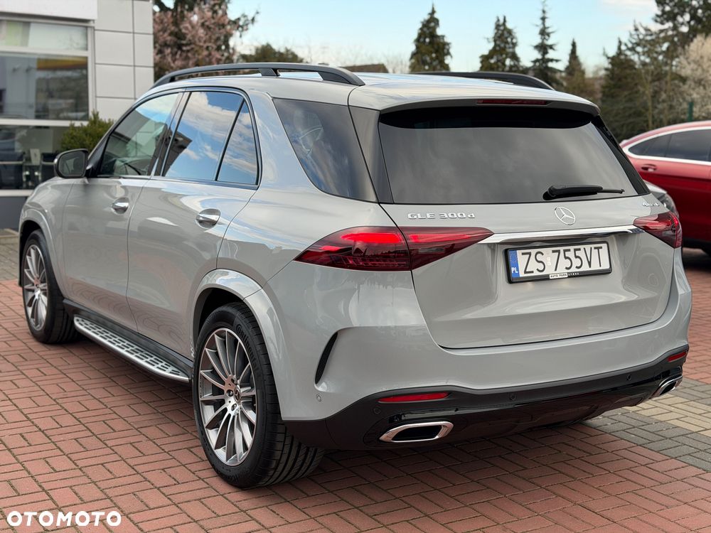 Mercedes-Benz GLE 300 d 4Matic 9G-TRONIC AMG Line Advanced Plus - 3