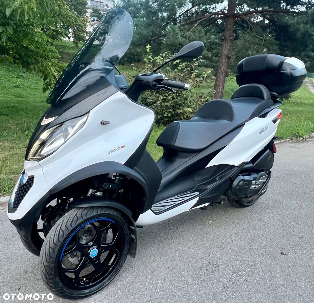 Piaggio MP-3 - 5