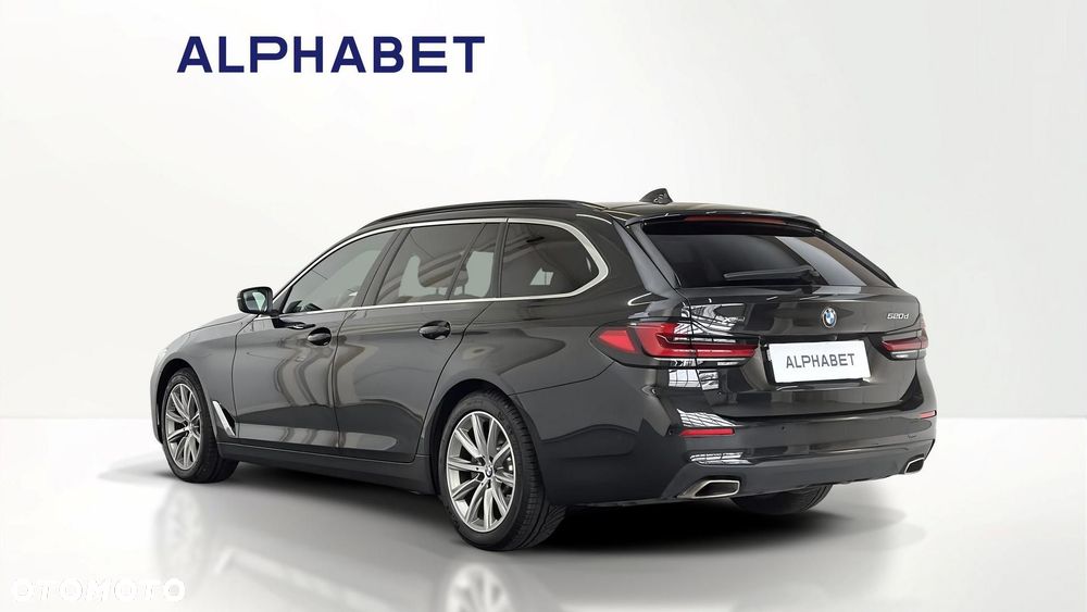 BMW Seria 5 520d xDrive mHEV - 7