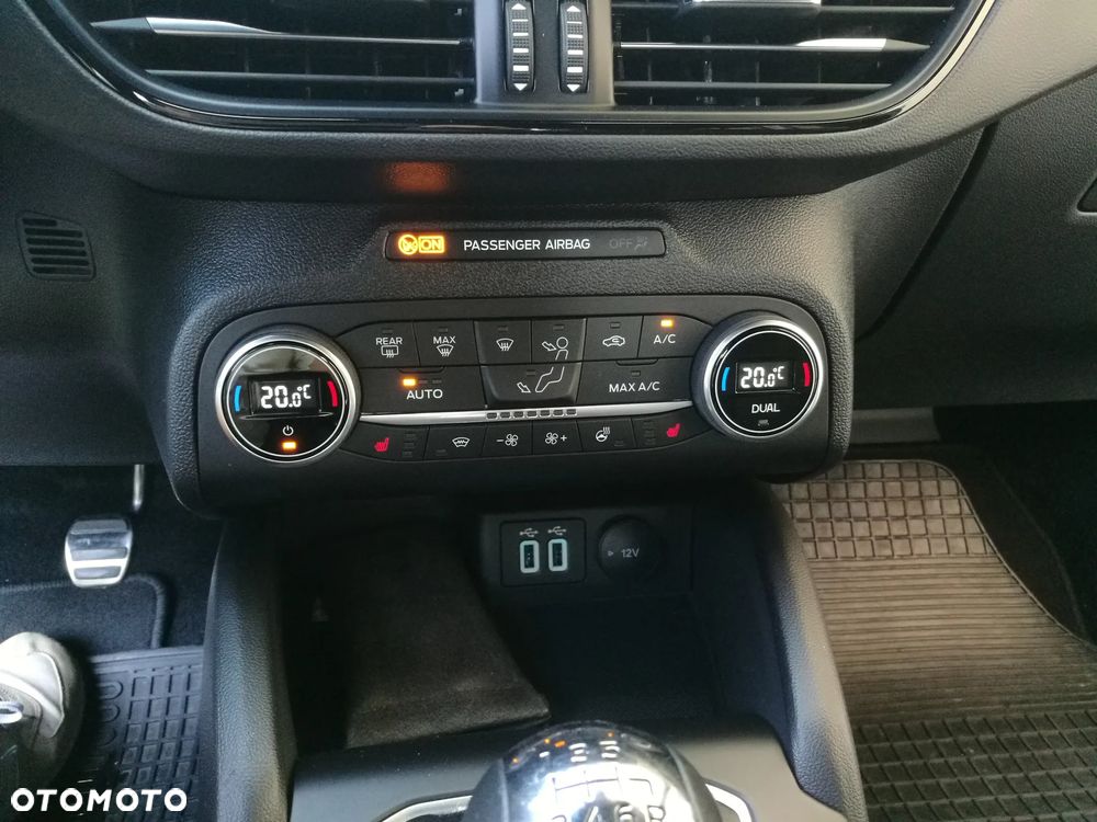 Ford Focus 1.0 EcoBoost ST-Line - 15
