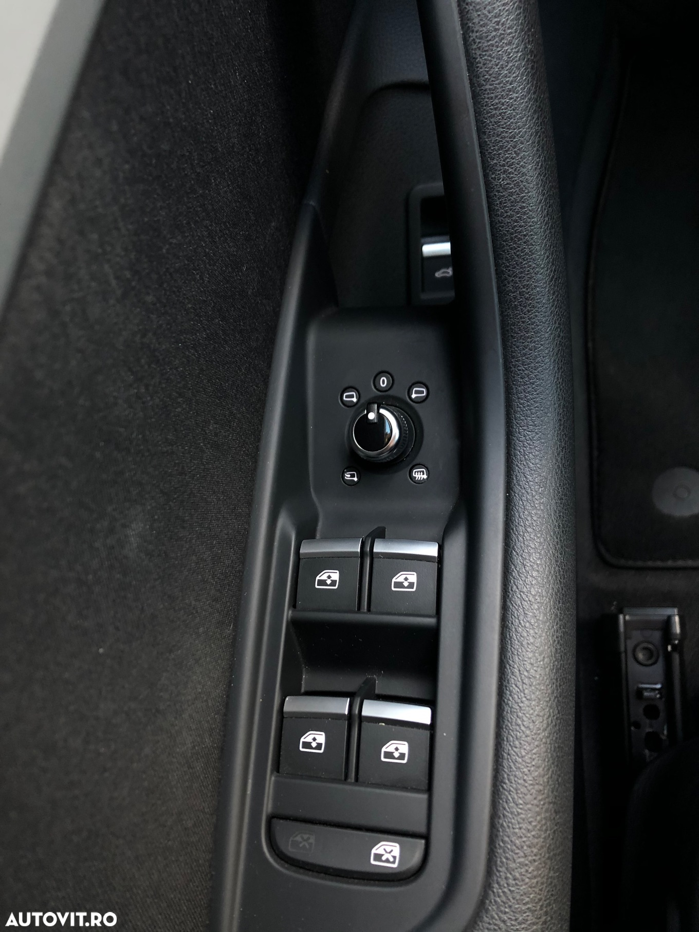 Audi A4 Avant 2.0 TDI - 11