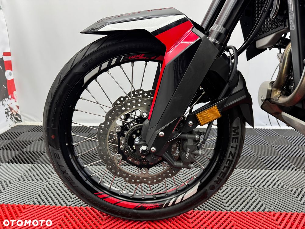 Honda CRF - 9