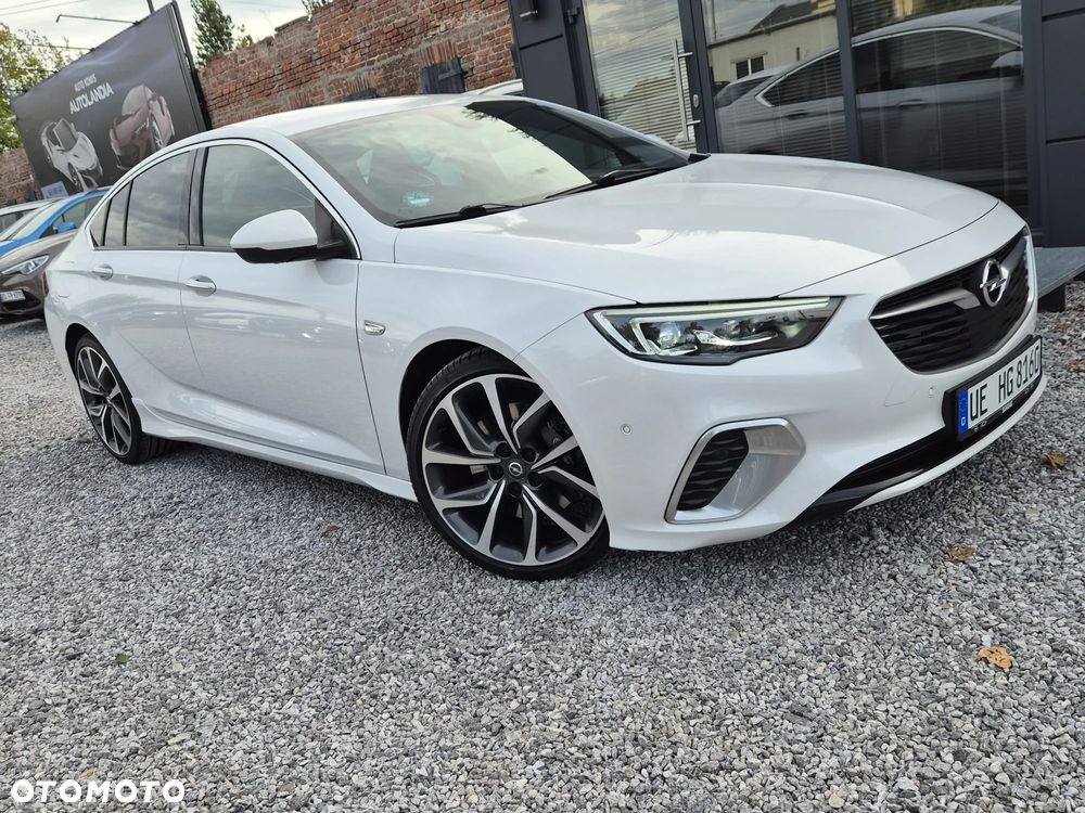 Opel Insignia Sport2.0 Direct InjTurbo 4x4 GSI - 16