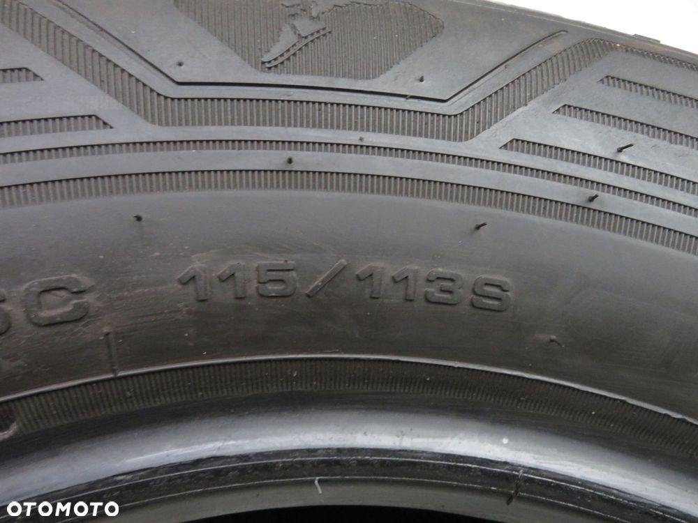 2x 235/65R16C OPONY Goodyear Vector 4Season Cargo - 6