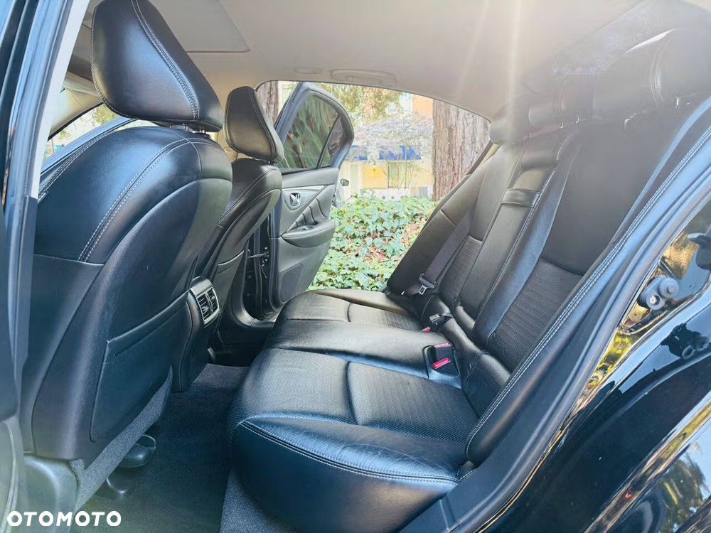 Infiniti Q50 Q50S 3.0t Sport Tech - 24