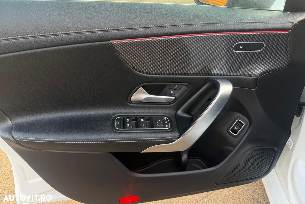 Mercedes-Benz CLA 180 7G-DCT Progressive - 41