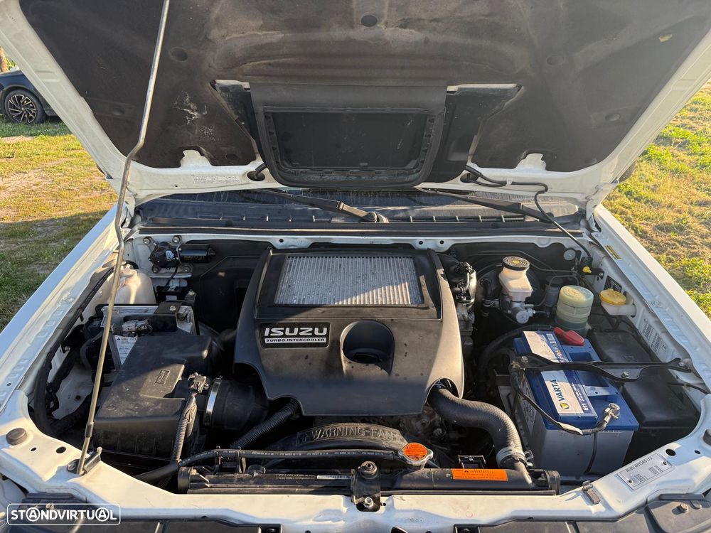 Isuzu D-Max 2.5 DTi CL 2WD L4 CM - 8